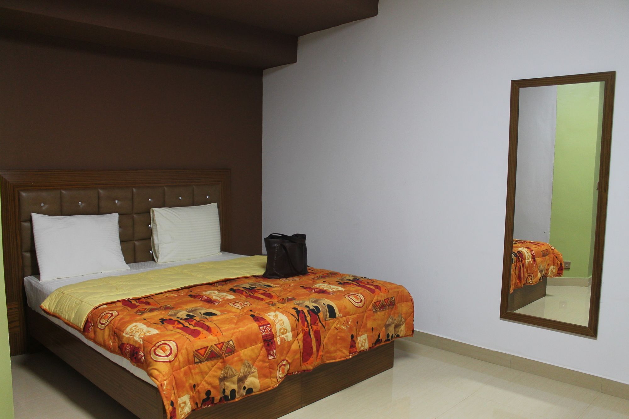 Wakola Hotel Cheikh Anta 达喀尔 外观 照片